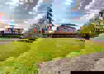 Kents-Hill-Park-Conference-Centre-11042024_170513 Large.jpeg