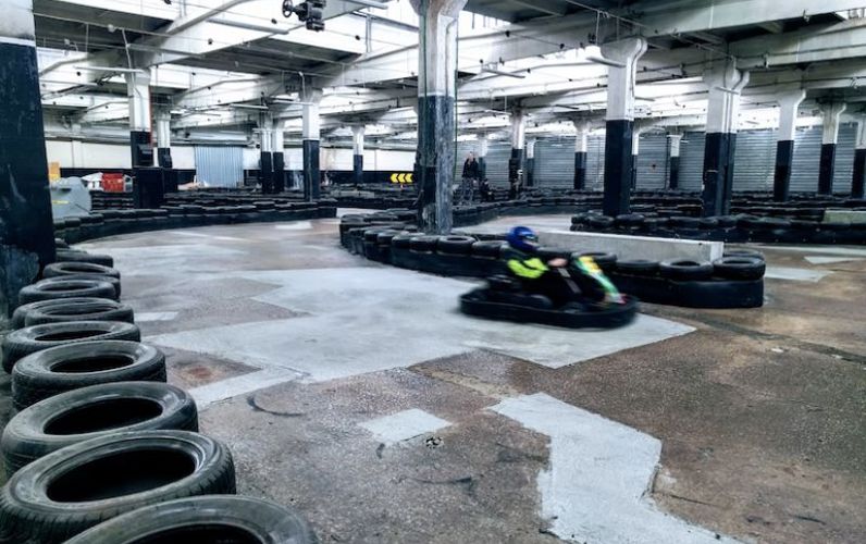 indoor-gokarting.jpg
