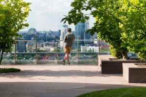 outdoor meetings health benefits
