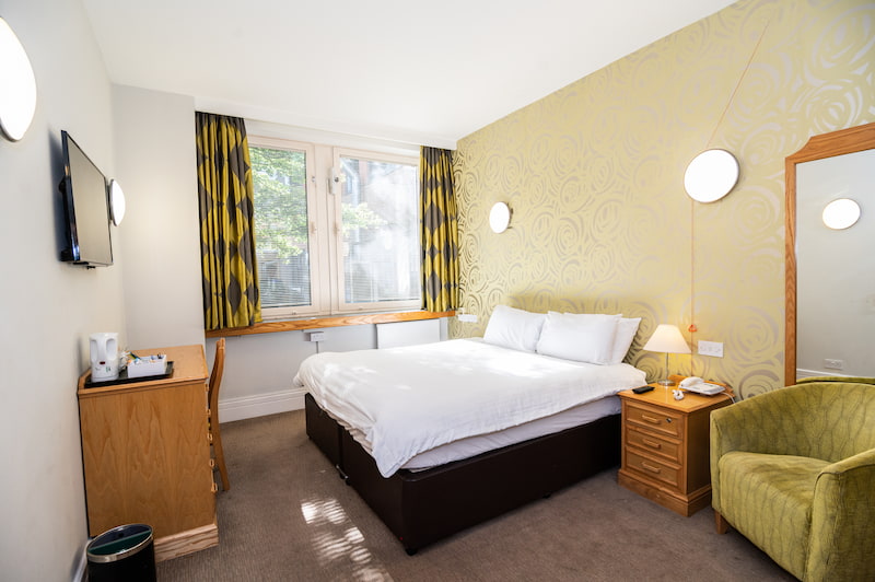 Kents Hill Park Hotel in Milton Keynes with double bedrooms